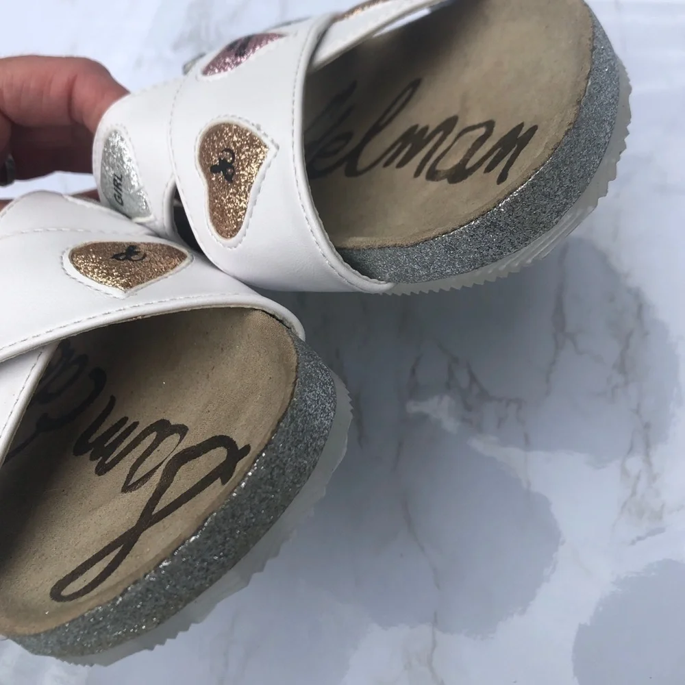 Sam Edelman girl’s Bethel Kandi white heart crisscross sandal shoes size 3